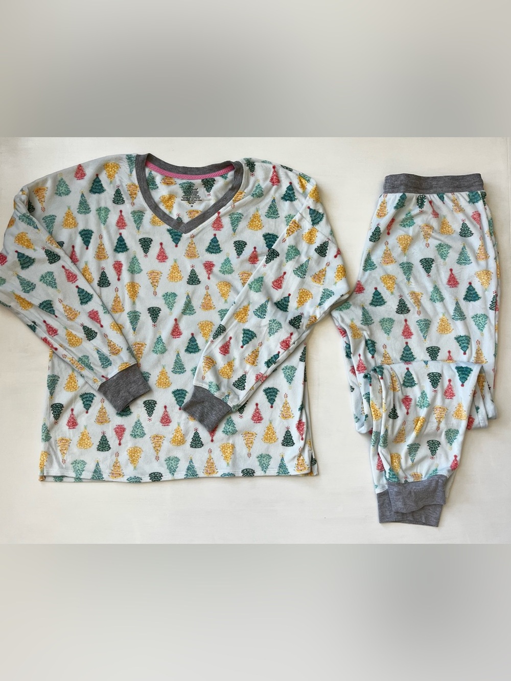 Cuddl Duds Women's Holiday Tree Pajama Set - White with Green, Red & Gold Trees